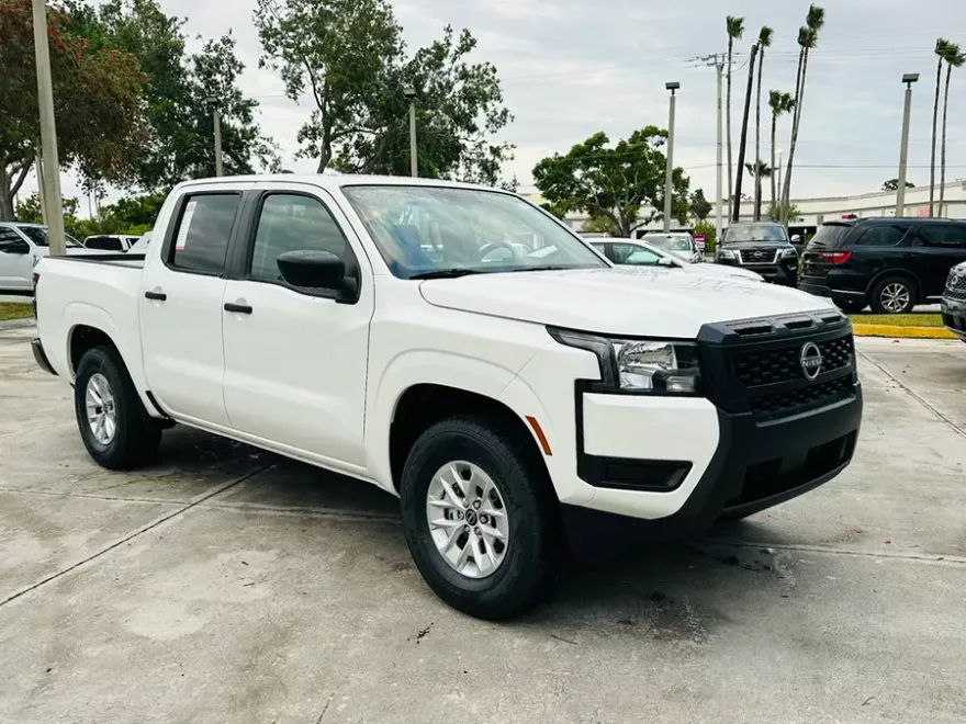2026 Nissan Frontier S photo 1