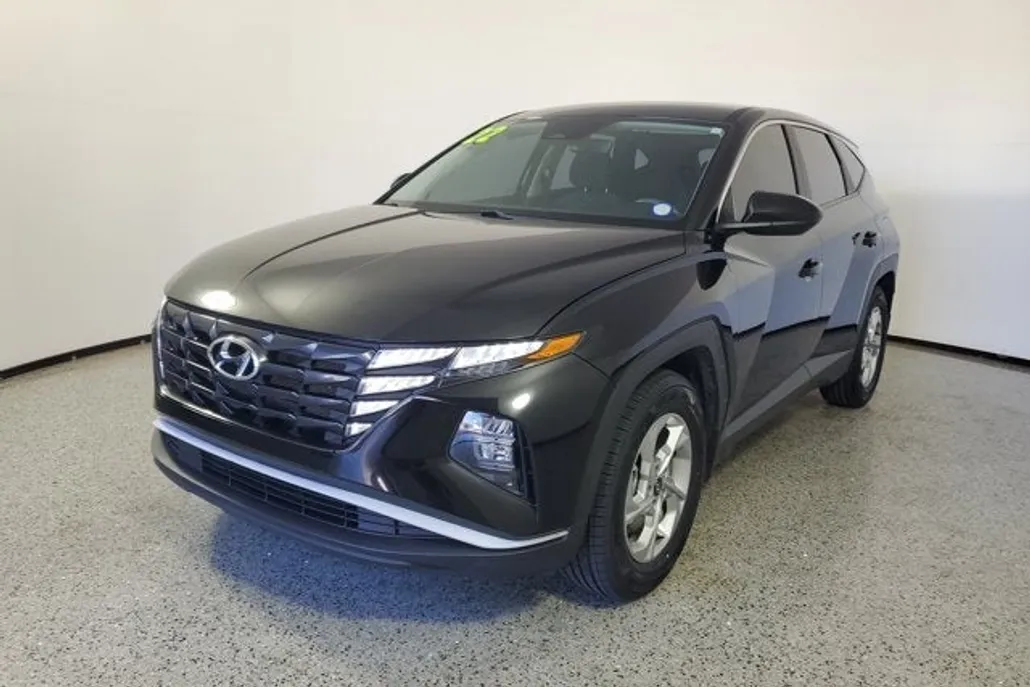 2022 Hyundai Tucson SE photo 1