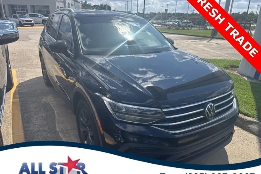 2022 Volkswagen Tiguan SE photo 1