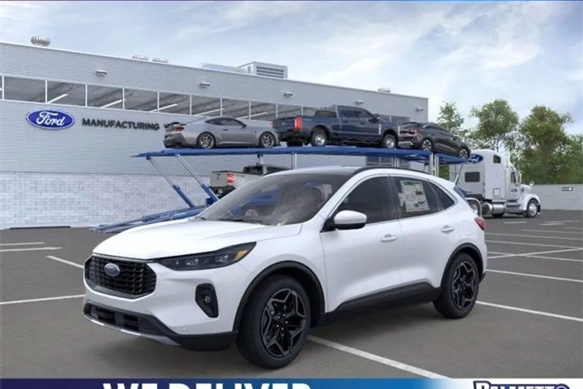 2026 Ford Escape Hybrid Platinum photo 1