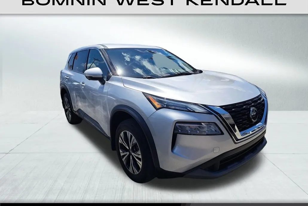 2021 Nissan Rogue SV photo 1