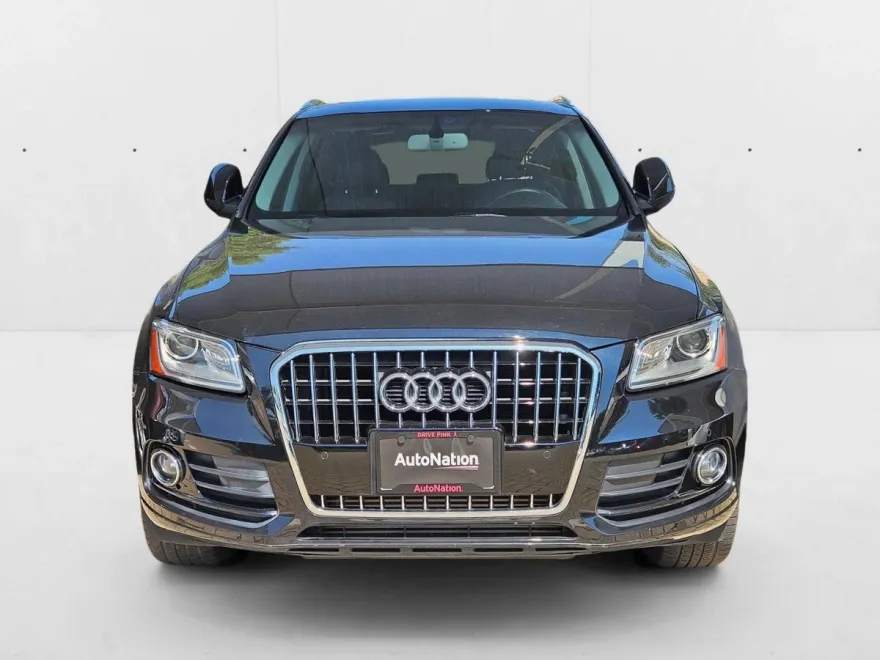2015 Audi Q5 2.0T Premium photo 1