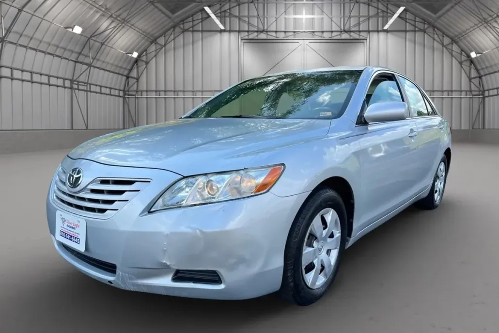 2007 Toyota Camry LE photo 1