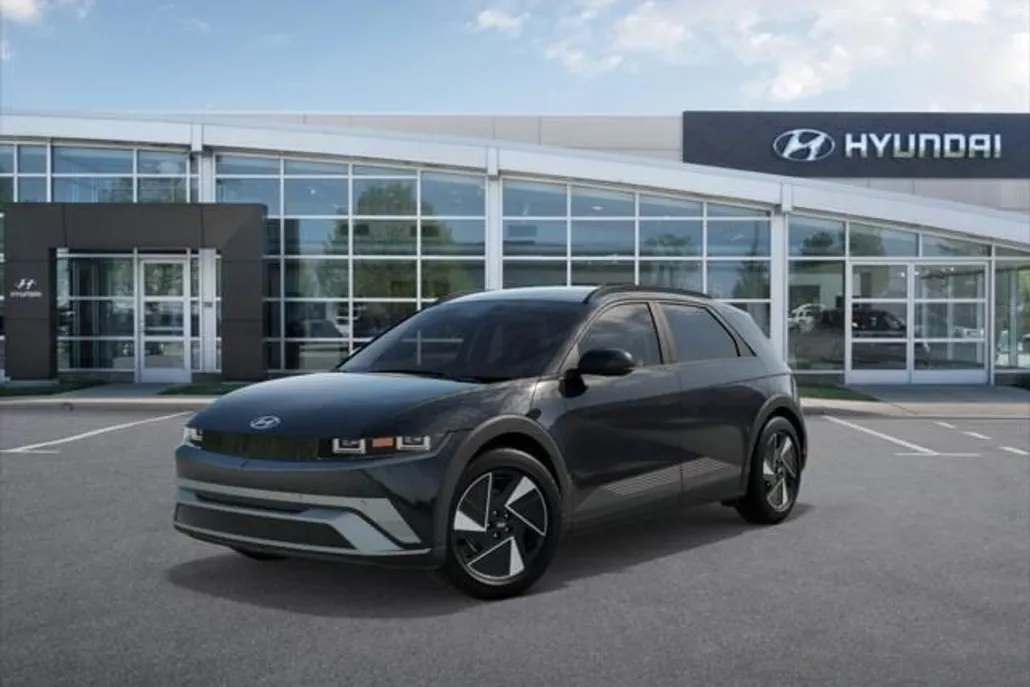 2025 Hyundai Ioniq 5 SEL photo 1