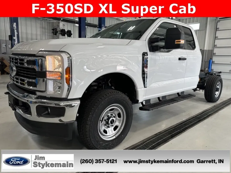 2024 Ford F-350 XL photo 1