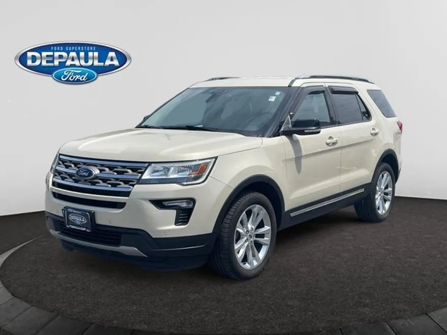 2018 Ford Explorer XLT photo 1
