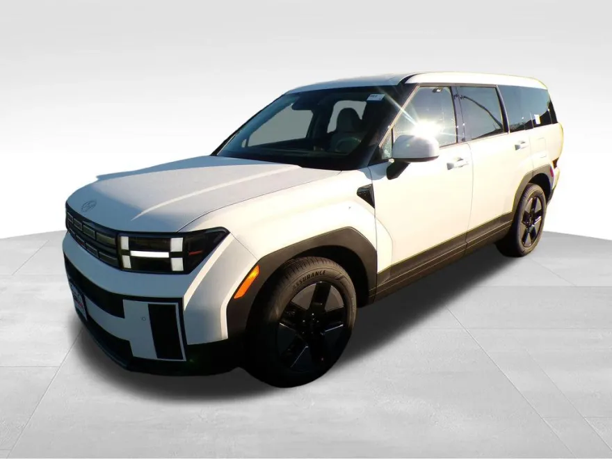 2026 Hyundai Santa Fe SE photo 1