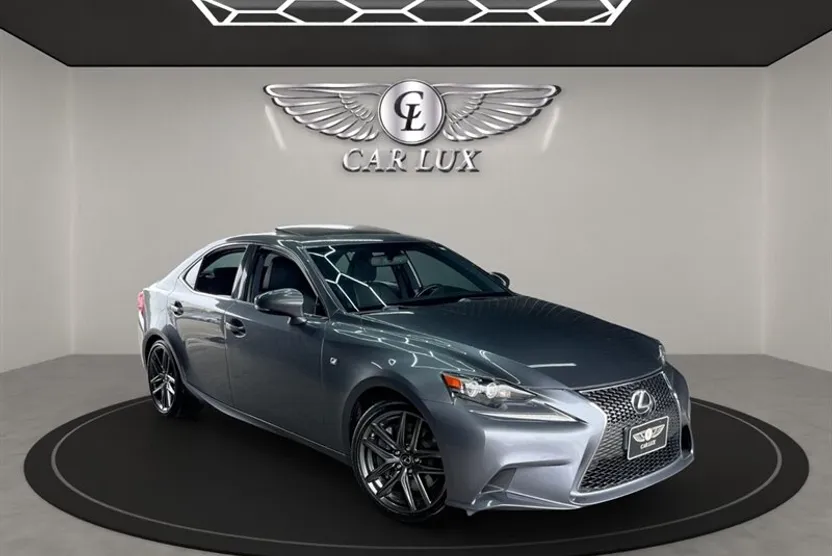 2015 Lexus IS 350 photo 1