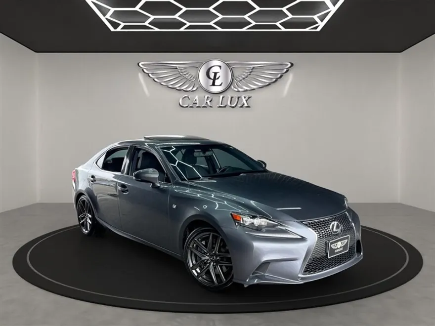 2015 Lexus IS 350 photo 1
