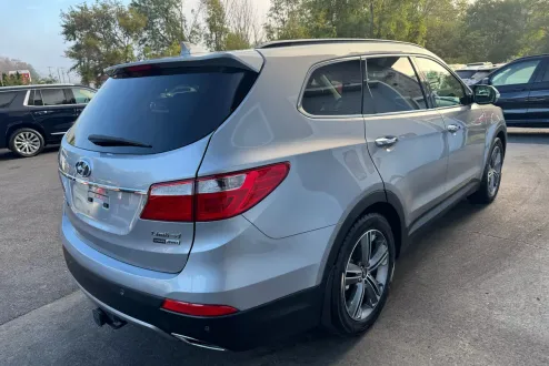 2016 Hyundai Santa Fe Limited Ultimate photo 3