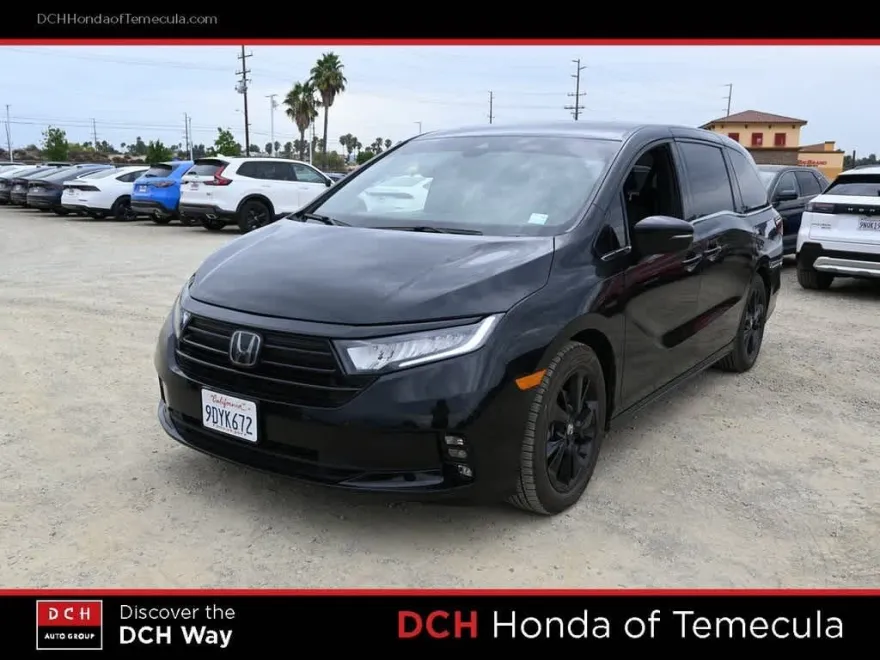 2023 Honda Odyssey Sport photo 1