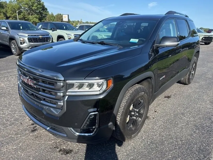2022 Gmc Acadia AT4 photo 1
