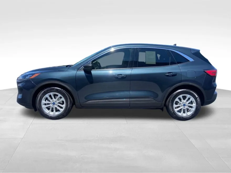 2022 Ford Escape SE photo 1