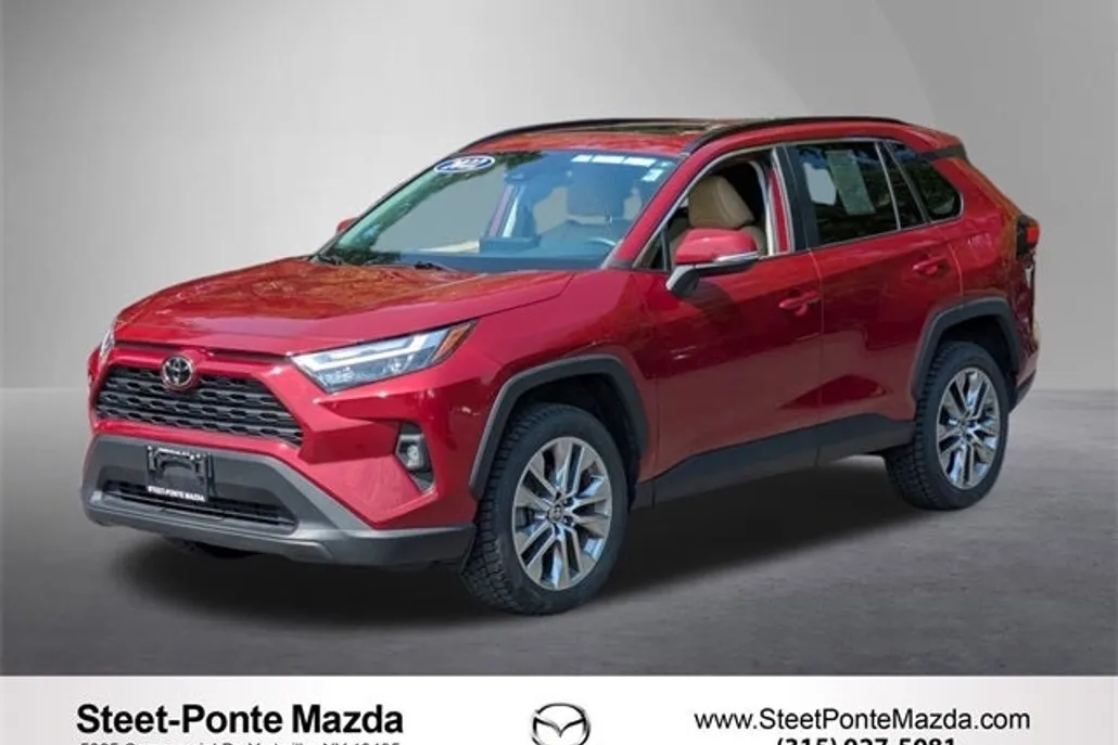 2022 Toyota RAV4 XLE Premium photo 1