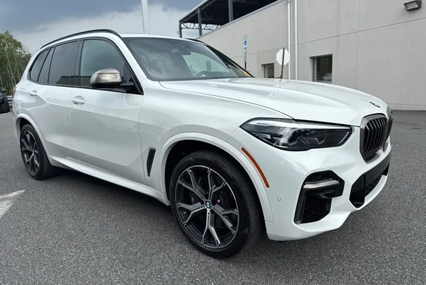 2022 Bmw X5 M50i photo 1