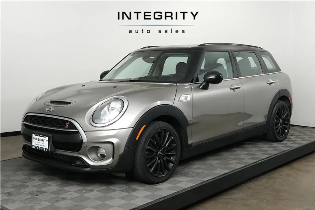 2017 Mini Clubman Base S photo 1