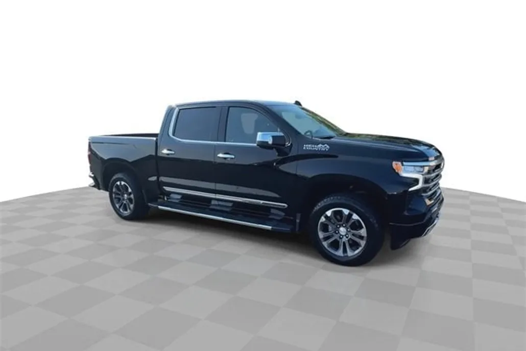 2022 Chevrolet Silverado 1500 High Country photo 1