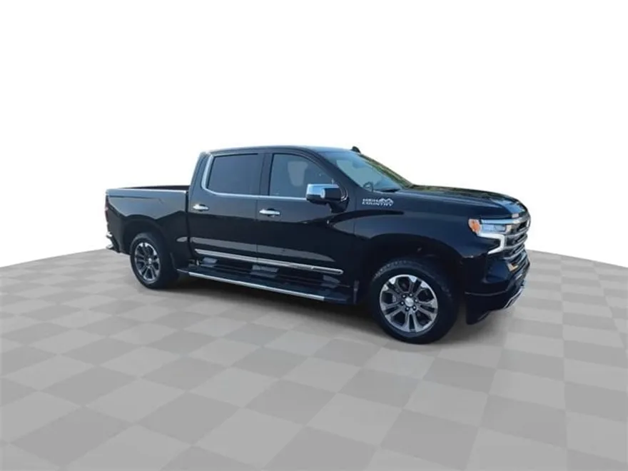 2022 Chevrolet Silverado 1500 High Country photo 1