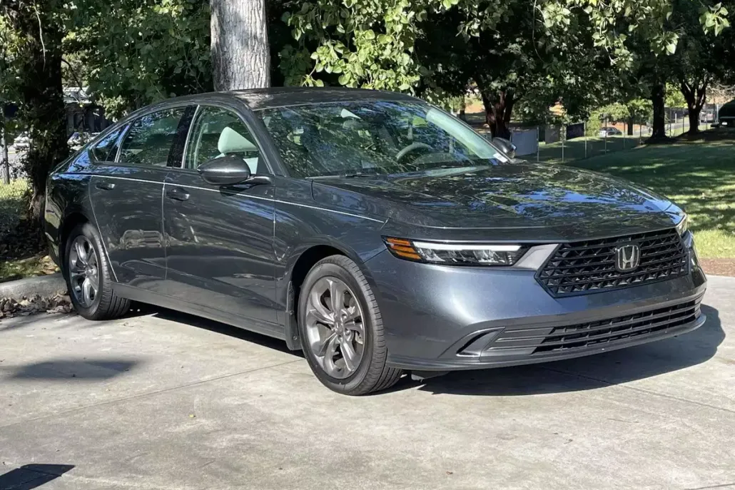 2023 Honda Accord EX photo 1