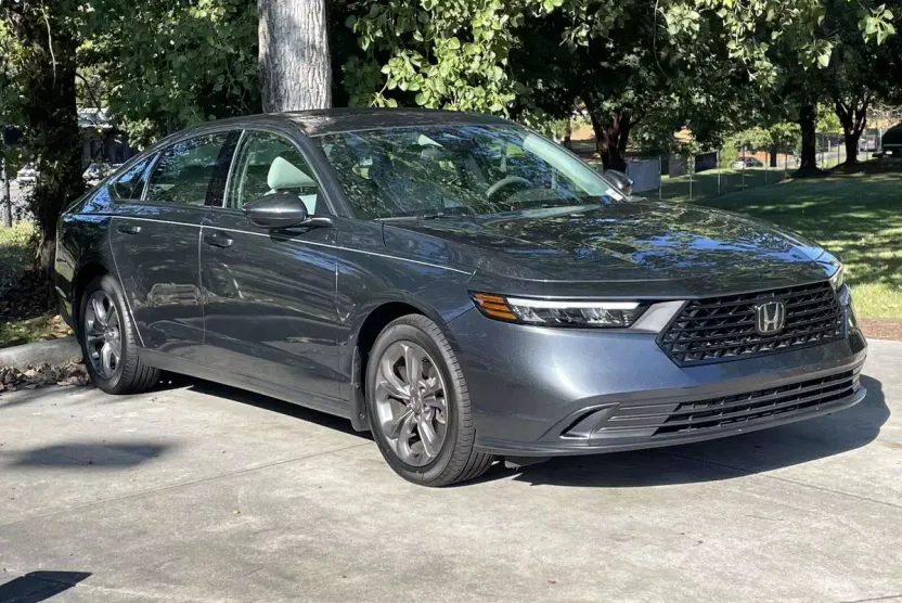 2023 Honda Accord EX photo 1