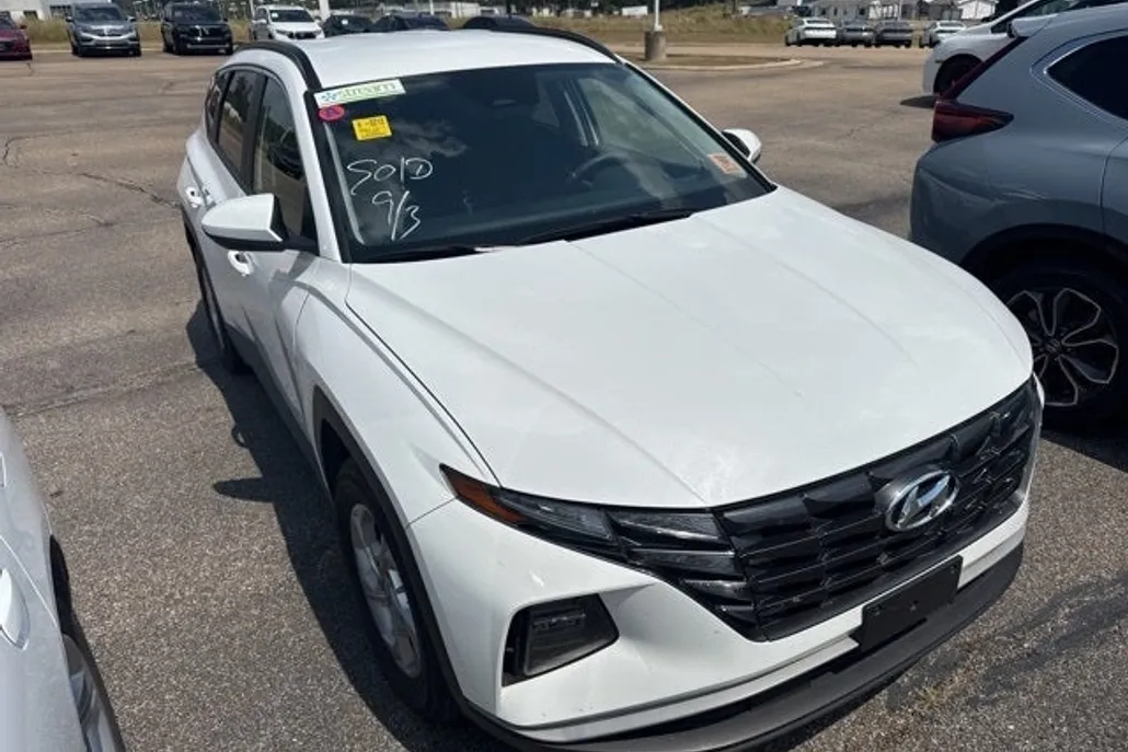 2024 Hyundai Tucson SEL photo 1