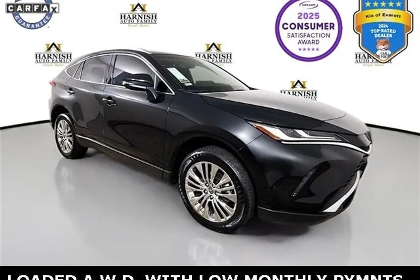 2023 Toyota Venza XLE photo 1