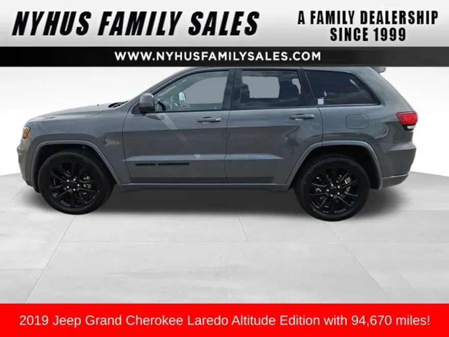 2019 Jeep Grand Cherokee Altitude photo 1