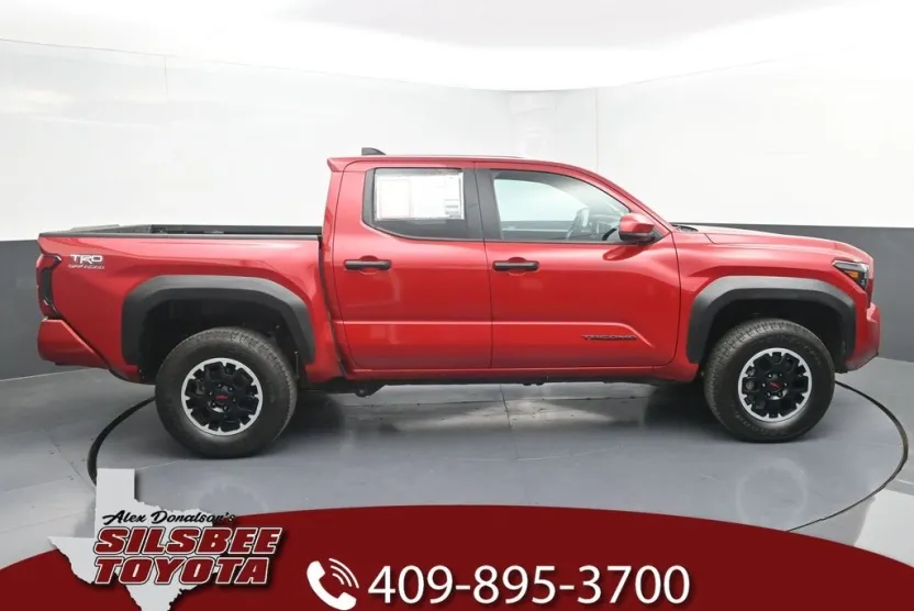 2024 Toyota Tacoma TRD Off-Road photo 1