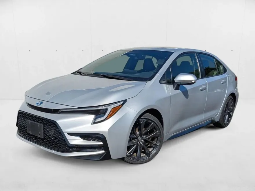 2023 Toyota Corolla Hybrid SE photo 1