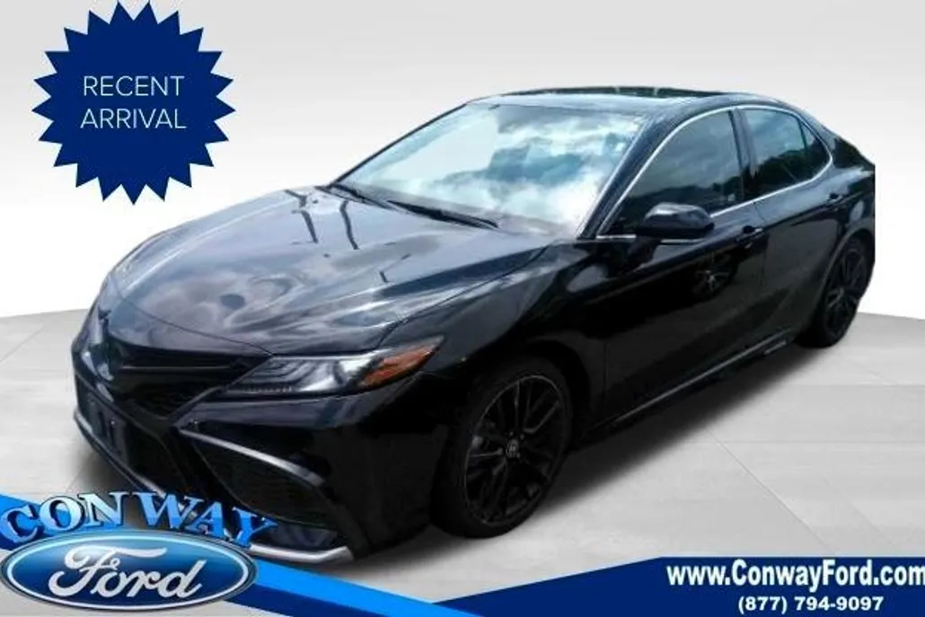 2023 Toyota Camry XSE photo 1
