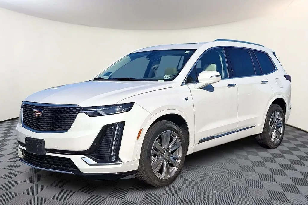 2023 Cadillac XT6 Premium Luxury photo 1