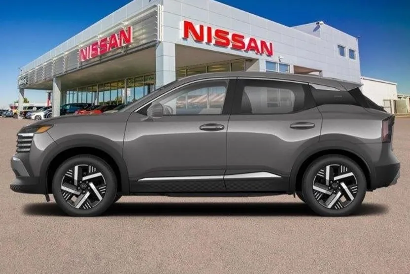 2025 Nissan Kicks SV photo 1