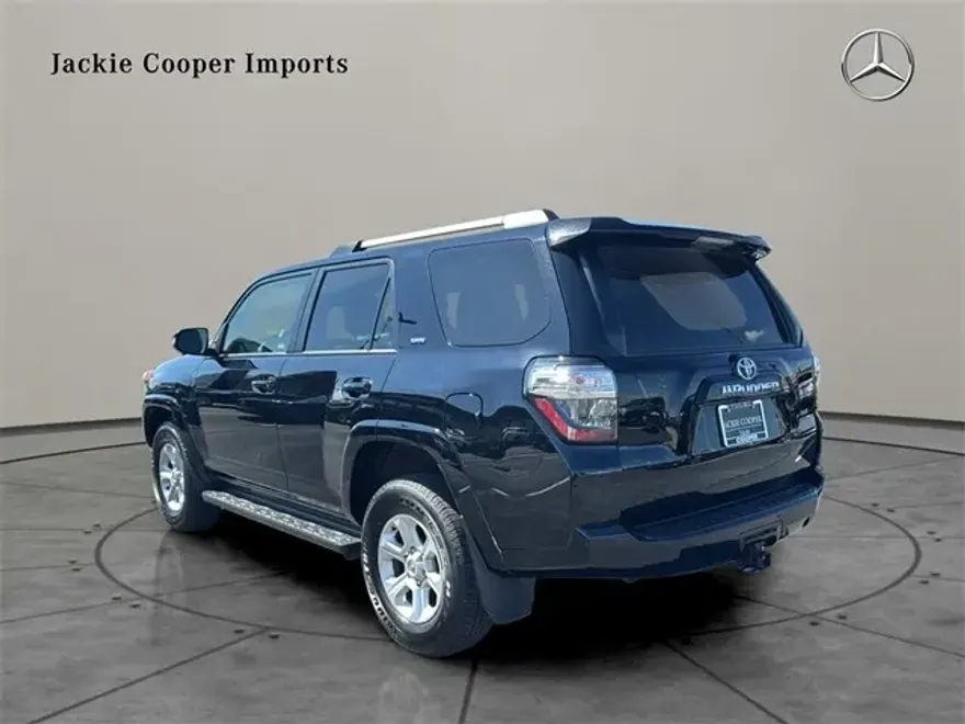 2024 Toyota 4Runner SR5 Premium photo 1