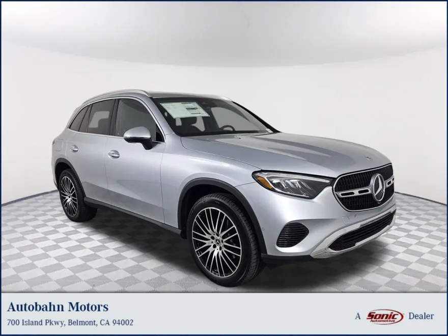 2025 Mercedes Benz GLC 300 photo 1