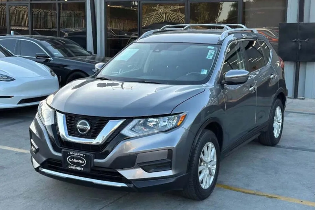 2020 Nissan Rogue S photo 1