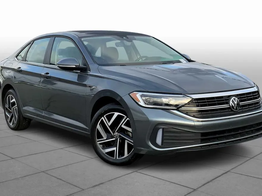 2023 Volkswagen Jetta SEL photo 1