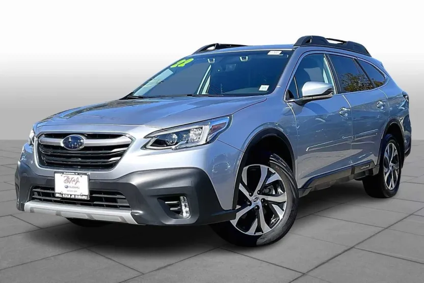 2022 Subaru Outback Limited XT photo 1
