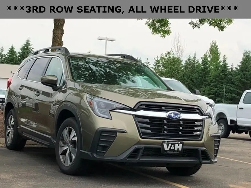 2024 Subaru Ascent Premium photo 1