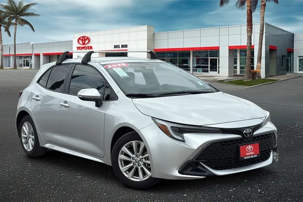 2025 Toyota Corolla SE photo 1