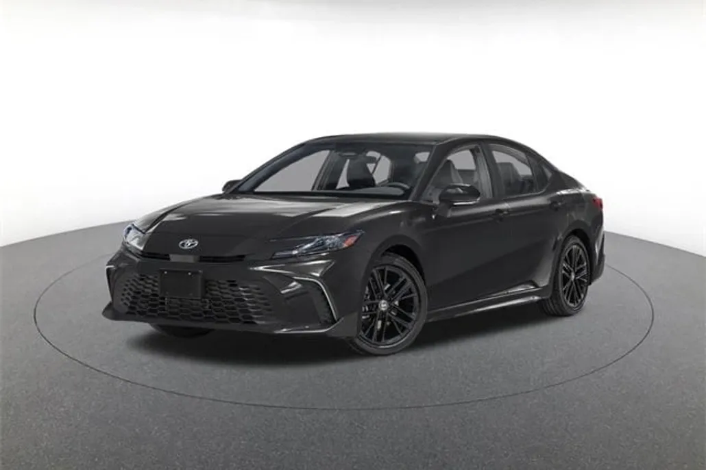 2026 Toyota Camry SE photo 1