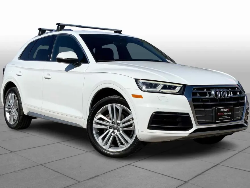 2018 Audi Q5 Premium Plus photo 1
