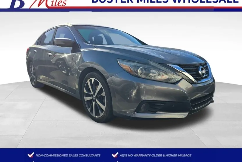 2016 Nissan Altima 2.5 SR photo 1
