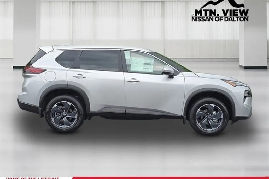 2025 Nissan Rogue SV photo 1
