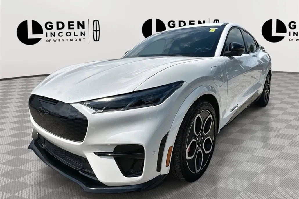 2024 Ford Mustang Mach-E GT photo 1