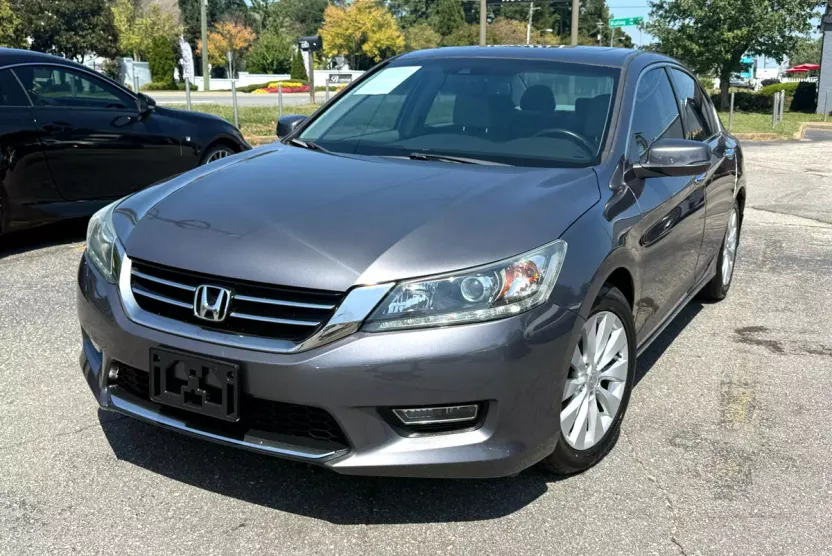 2013 Honda Accord EX-L V6 photo 1