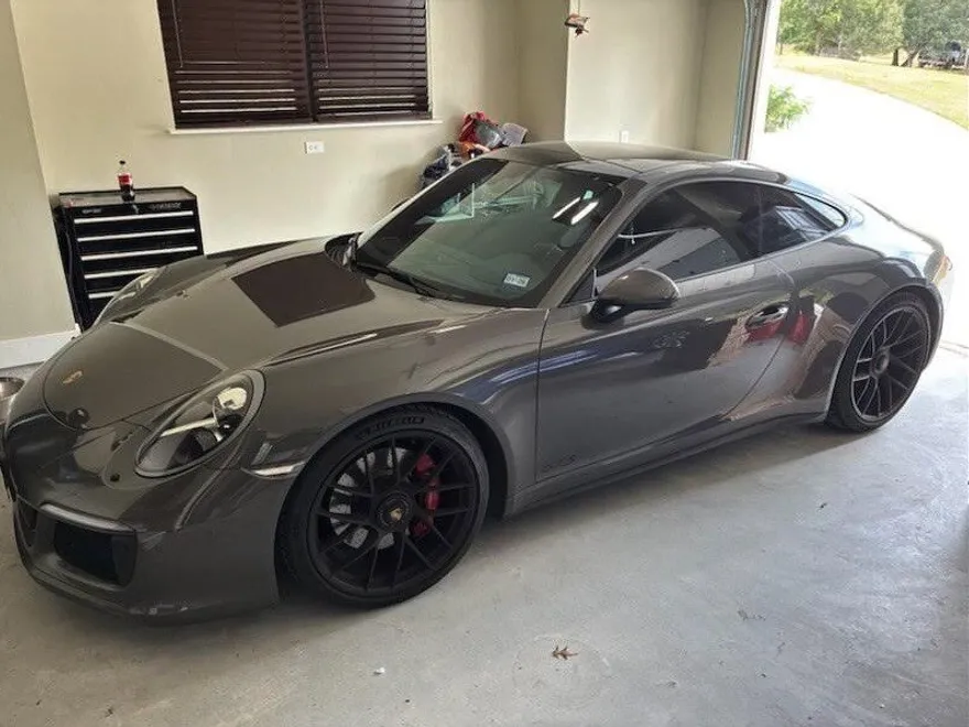 2018 Porsche 911 4S 4 GTS photo 1
