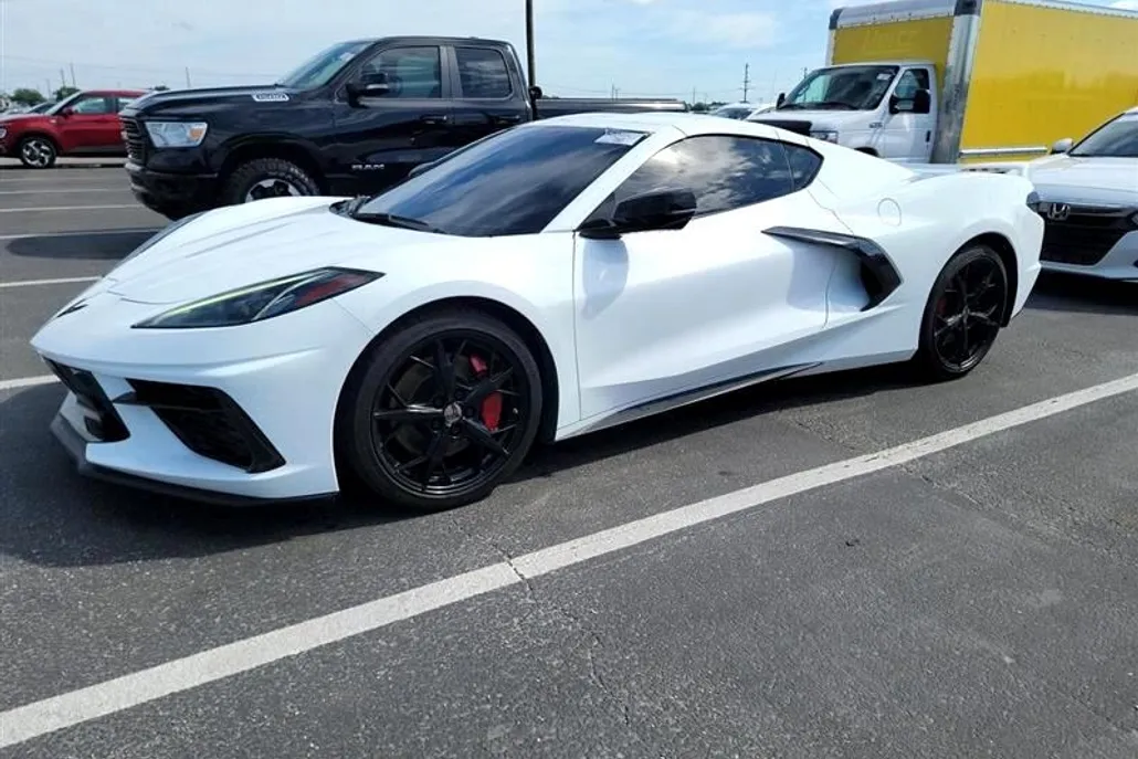 2020 Chevrolet Corvette Stingray 3LT photo 1