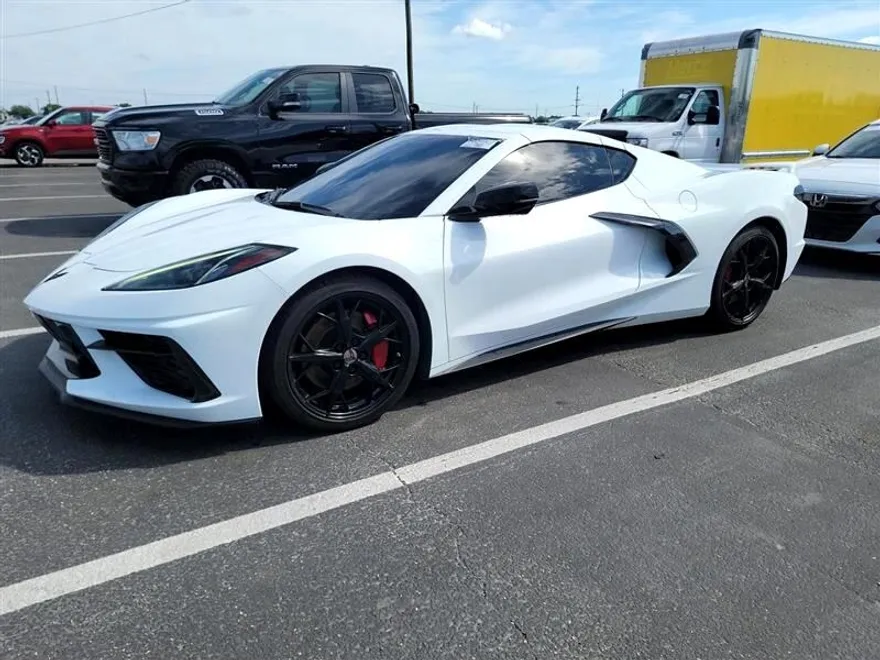 2020 Chevrolet Corvette Stingray 3LT photo 1