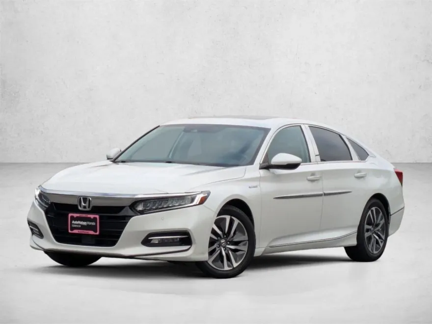 2019 Honda Accord Hybrid Touring photo 1