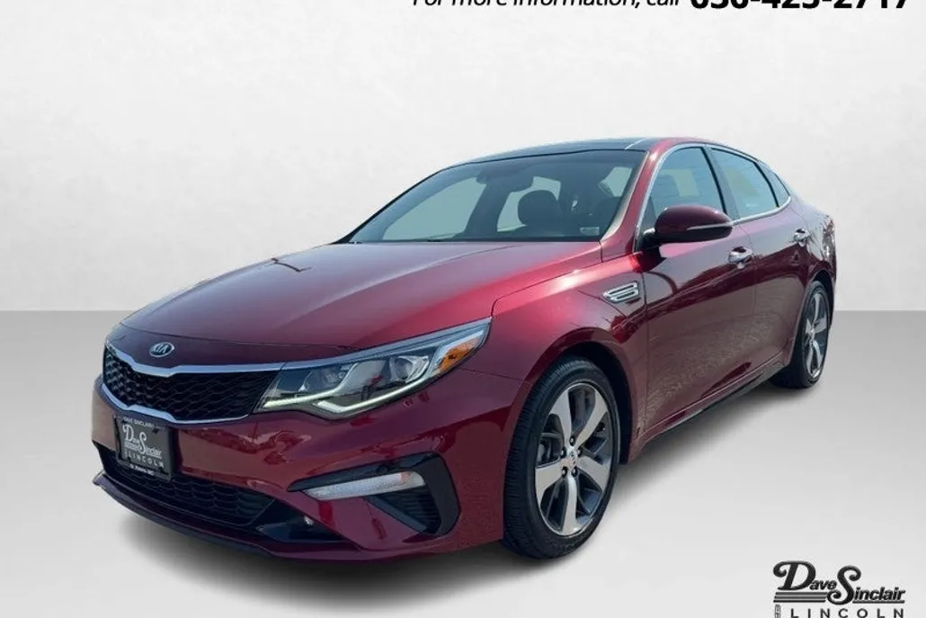 2019 Kia Optima S photo 1